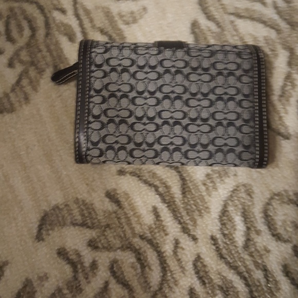 Authentic signature Coach wallet - Picture 5 of 5
